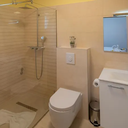 At Palm Apartment Vrsar